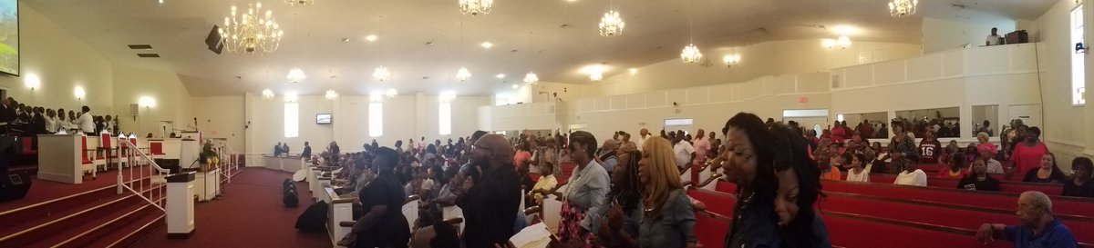 hardiedavis's tweet photo. After campaigning and visiting w/ my fellow #Augustans. We are closing out the day celebrating and worshiping with The Wardlaw Brothers at Good Hope Baptist Church. @TreyMclaughlin #AugustaStrong https://t.co/rFH50e2CTo
