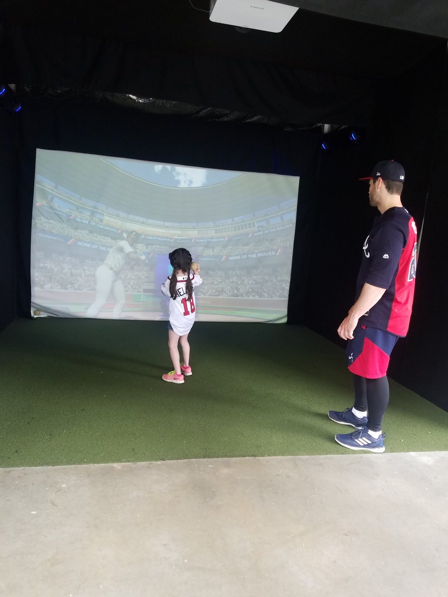 The girls loved virtual reality baseball with <a href="/PrestonTucker20/">Preston Tucker</a> thanks #miracleleague  for this experience!
