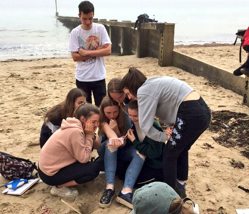 A beautifully, atmospheric day with <a href="/Emanuel_Geog/">Emanuel Geography</a> GCSE looking at #coastalmanagement and #coastallandforms in Swanage and Studland. Although for some geography took second place with a certain event happening at midday #royalwedding #geographyteacher