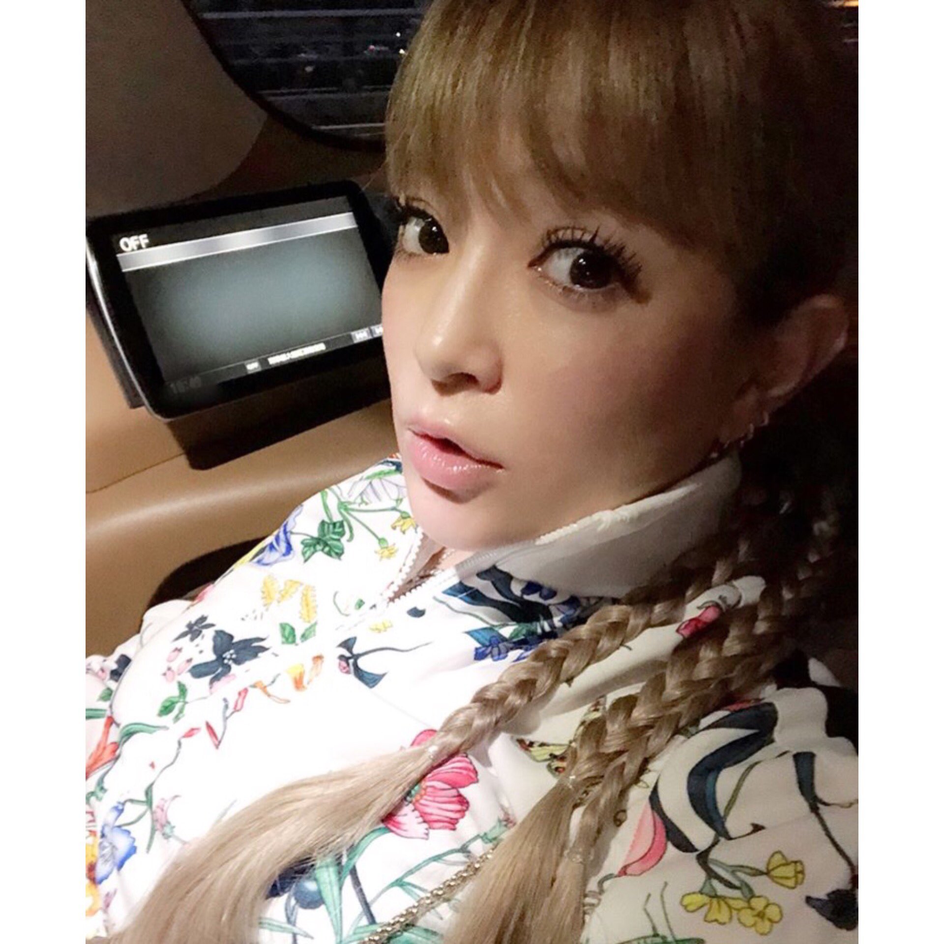 Bloomin　アウター　浜崎あゆみ　白 maxresdefault.jpg