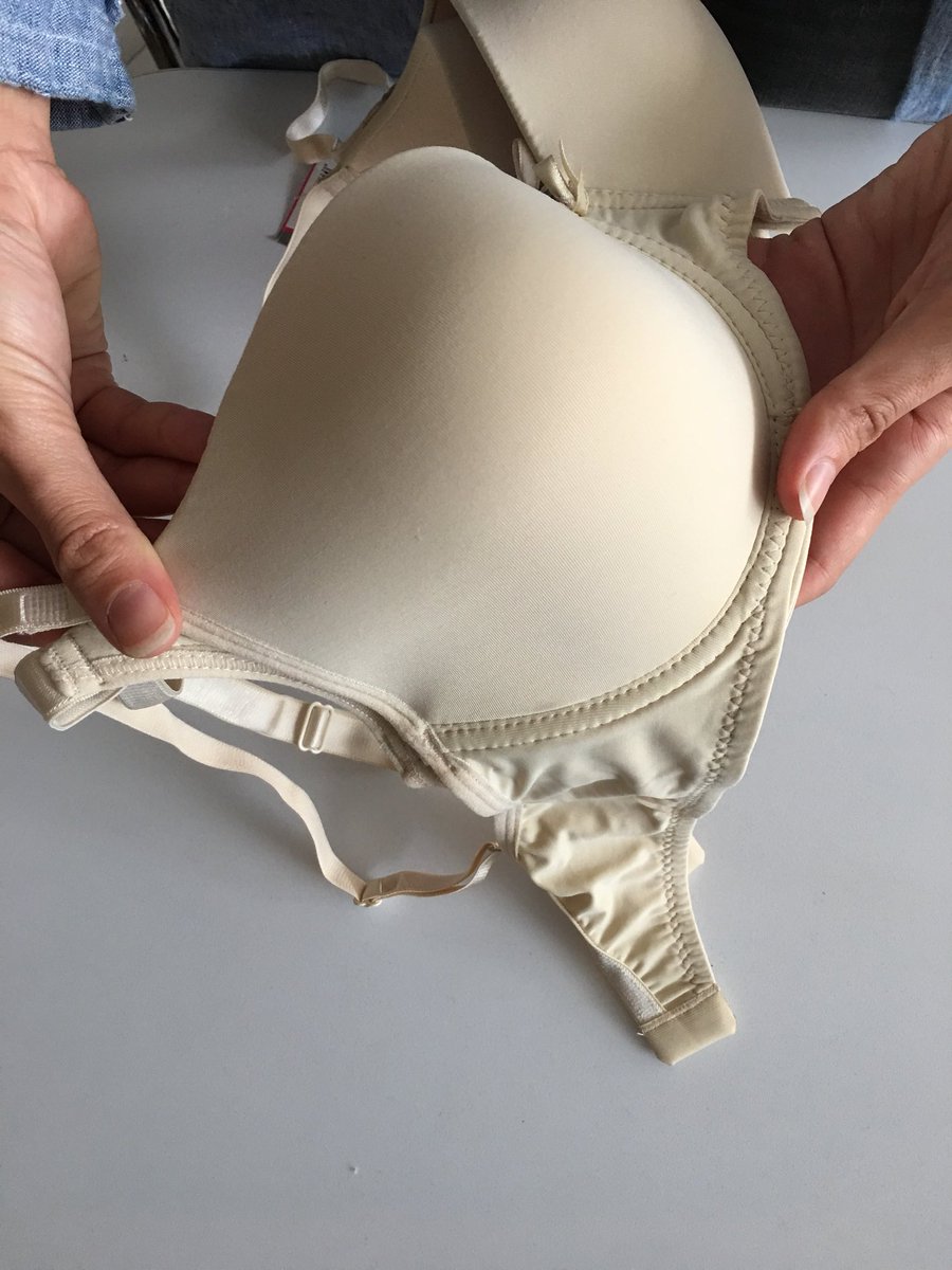 Bralettr On Twitter Peki 85c Ile 90b Nin Cup Olculeri Ayni Mi Evet Ayni Altta Gordugunuz Sutyen 90b Ustteki Ise 85c Burda Temel Fark Sirt Olculeri O Da Yaklasik 5 Cm Filan Fark