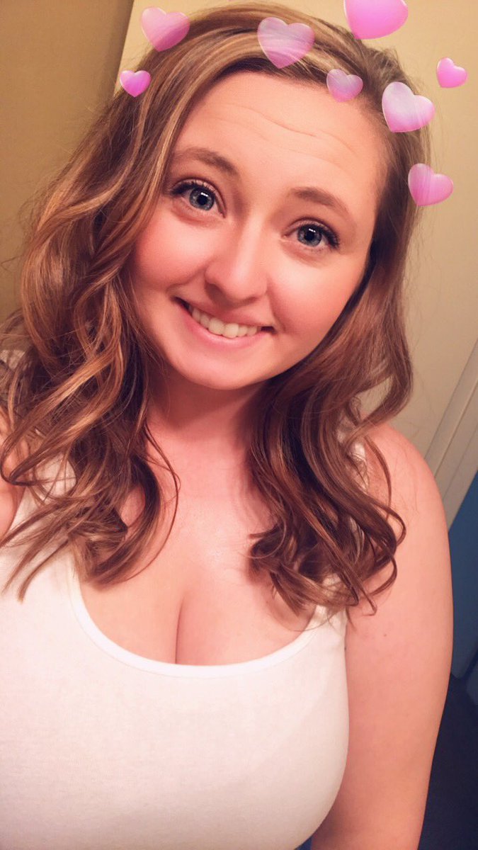 Kenner_Cline6's tweet photo. In love with my new hair. 💕 https://t.co/8EycCgZQRE