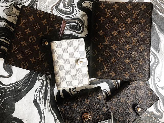 CyincerelyYours's tweet photo. It’s all about the #royalwedding and I’m doing this #plannerparty #plannercommunity #plannercollection #louisvuitton #louisvuittonagenda https://t.co/U68HaWvZmA https://t.co/Z7e1bY9NrN