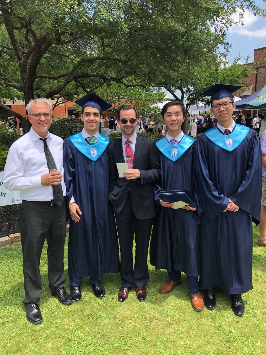 asianbryant's tweet photo. Finally got a picture with the ever elusive Dr. Barnes and Mr. Irons #ilovemyschool https://t.co/HdGYWJWIG8
