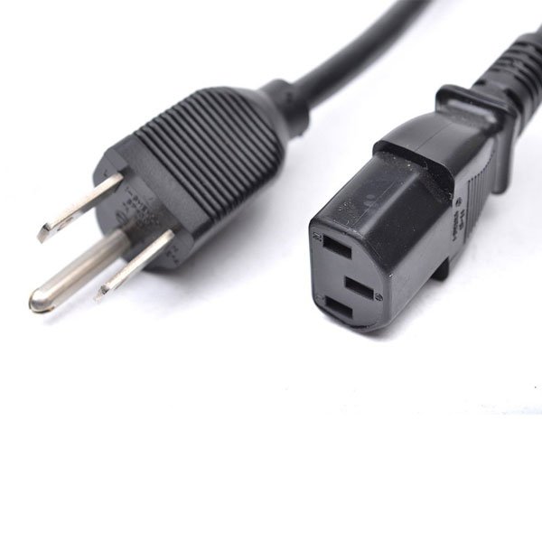 Picture of plug and slightly mismatched receptacle.