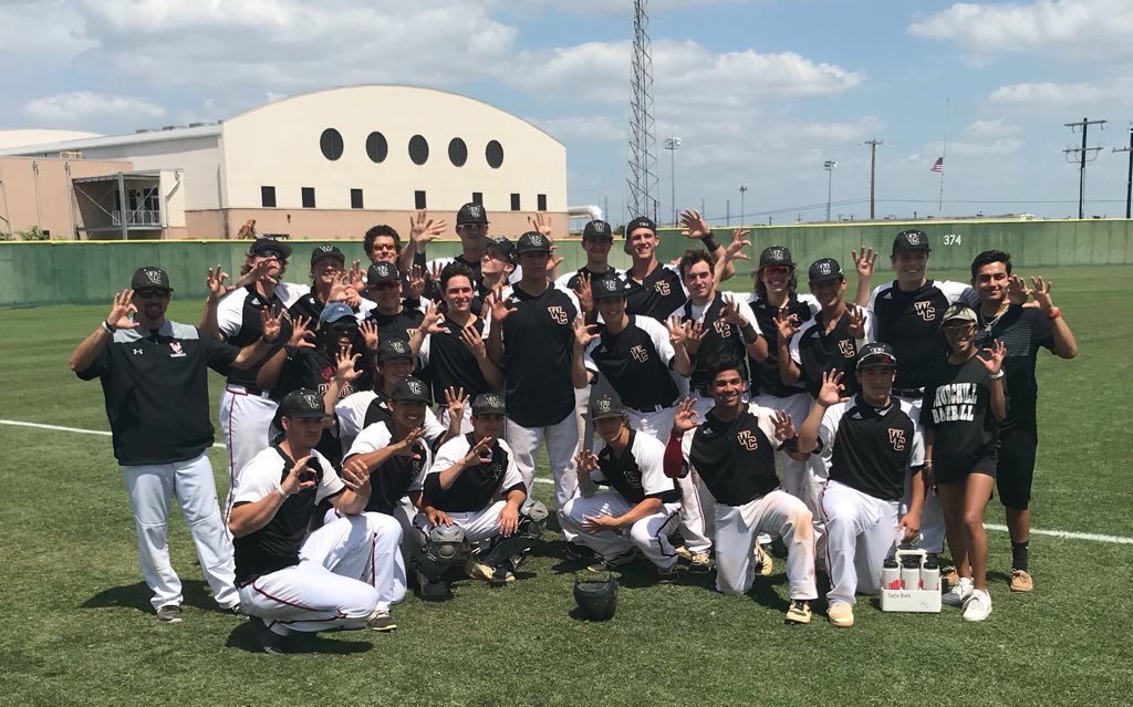 _WC_Baseball_'s tweet photo. CHARGERS win game 3 and show great poise and grit to get the job done. @realcarlosflore pitches 5 strong and @hudson4head pick up the win in relief. @hudson4head leads the offense with clutch hits and Greg Morales hits the walk off to win it. #grit #regionalquarterfinachamps #rd4 https://t.co/Nwy3nGyJgy