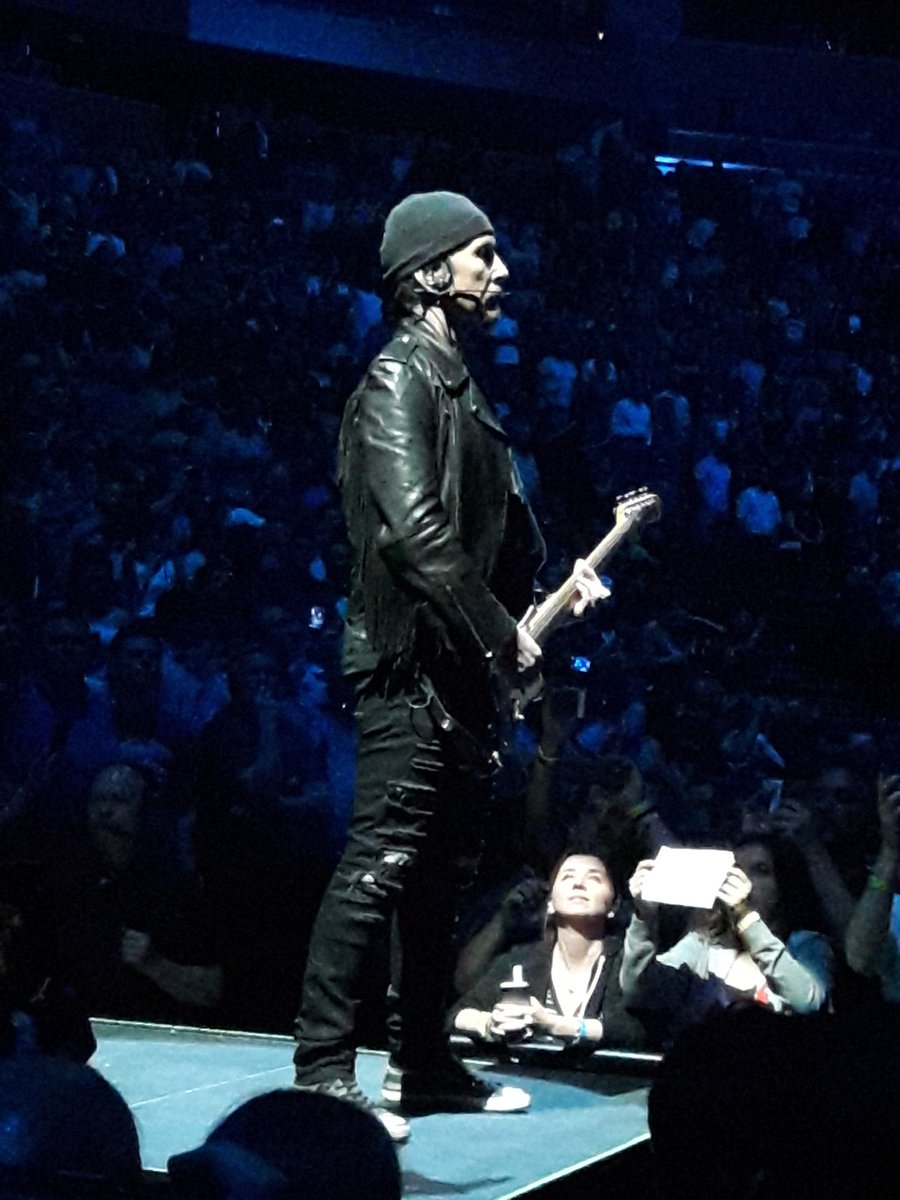 rob_leingang's tweet photo. #U2eiTour #MrTheEdge https://t.co/1prpmwrwgI