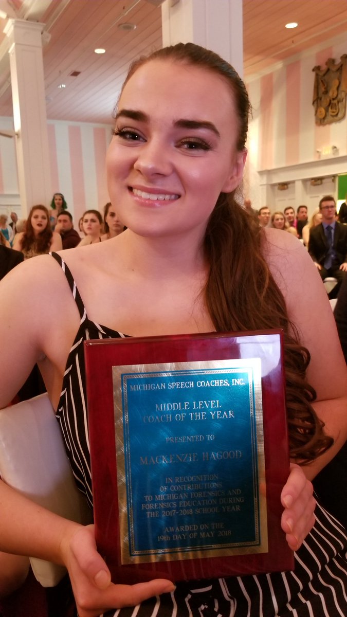 ShellyVenema's tweet photo. Middle School Debate Coach of the Year and Saline Debate Alum, Mackenzie Hagood!!! @MSCIYES @SalineHS @DebateSms @SalineDebate https://t.co/M5klCuQZ9q