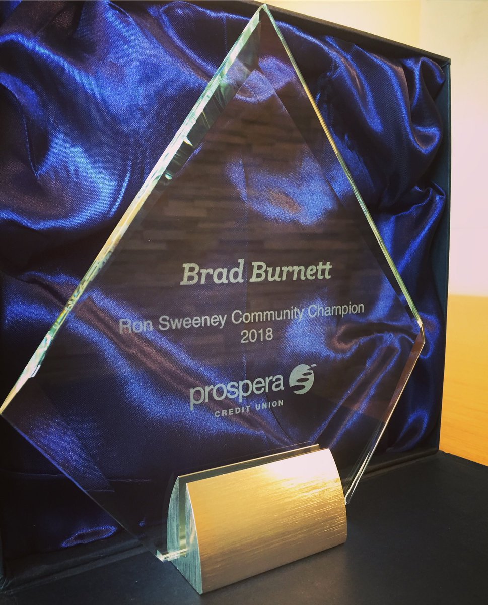brad_burnett19's tweet photo. Very honoured to be the 2018 Ron Sweeney Community Champion for @ProsperaCU.
Fortunate to work for a For-Purpose organization & industry. Credit unions care.
#forpurpose #pcuconnect #makeameaningfuldifference #creditunions #community #somechoicesmatter
https://t.co/09j1MNArPz https://t.co/Mr4TzNTX23