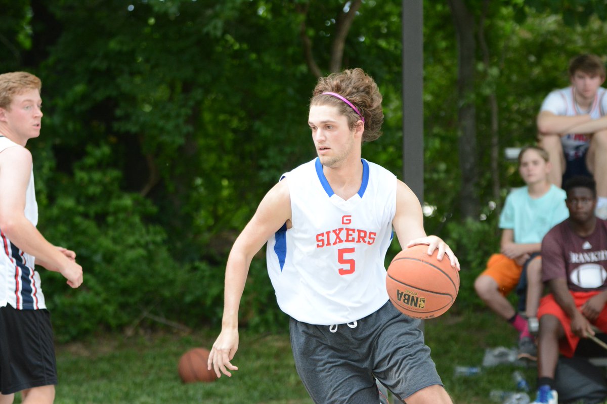 michellepalk's tweet photo. @BackyardBrawlYL Best day of the year if you love basketball and YoungLife! https://t.co/Ot05XlGzeZ
