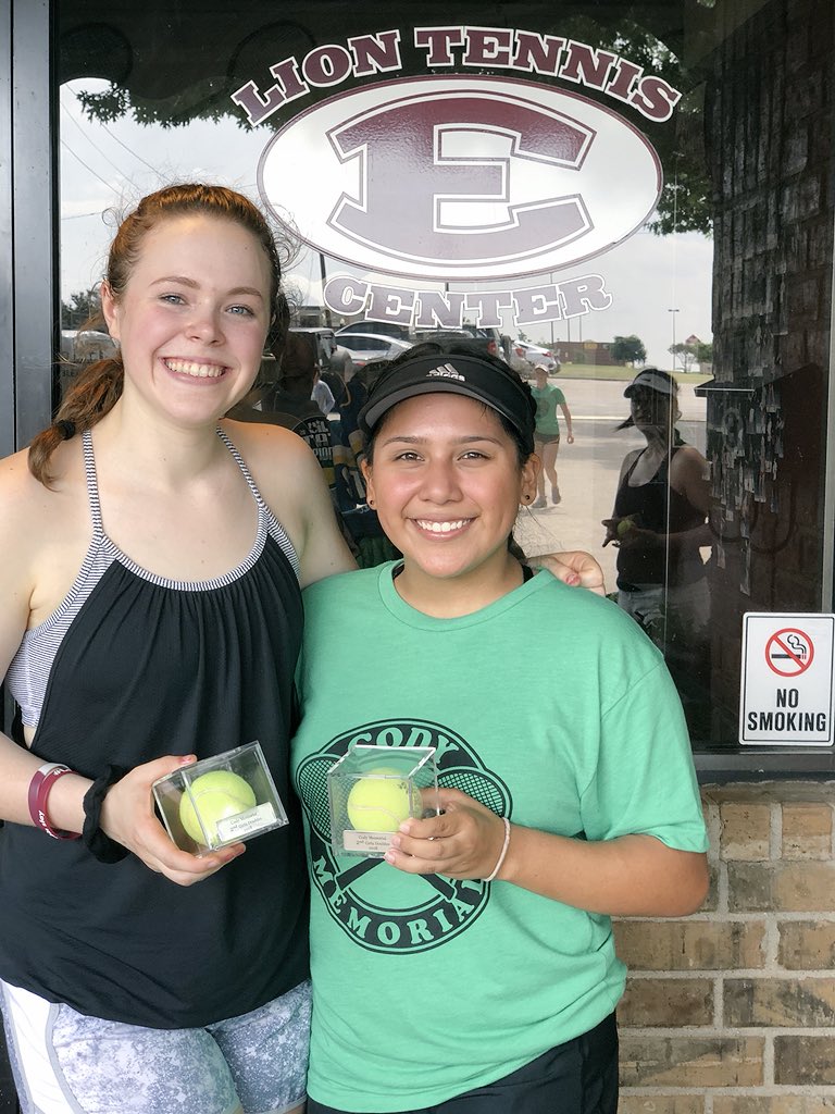 emmahoward24's tweet photo. Not too shabby for a Lionette😉Thanks, Kait for being a great partner!💕🎾 #firstistheworst #secondisthebest https://t.co/Y2axdKM3X5