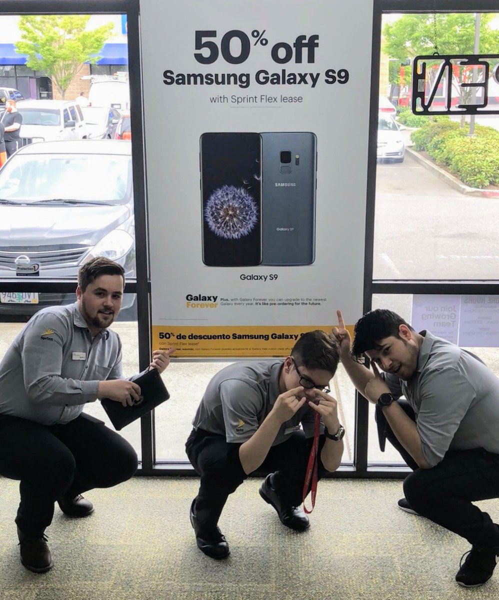 DaneFromSprint's tweet image. Come see our team in Gresham, OR right off 181st to score a new Galaxy S9 for 50% off! #Partnerup @JamesLeeWC @Sprint_Ricky @ArthurHThomas @RobertCulp #ccComm #Sprint #PNW