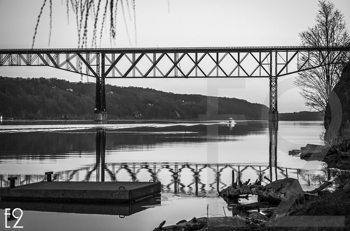 ezwode's tweet photo. #Bridge #5&amp;6 [2] #MidHudsonBridge #WalkwayOverTheHudson #Poughkeepsie #RailroadBridge #Highland #Cantilever #deck #truss #FranklinDelanoRoosevelt #UpstateNewYork #SuspensionBridge #polish #Eingineer #RalphModjeski #historic #places #JohnORourke #architecture @ezwode #photography https://t.co/TocbkTzYCr