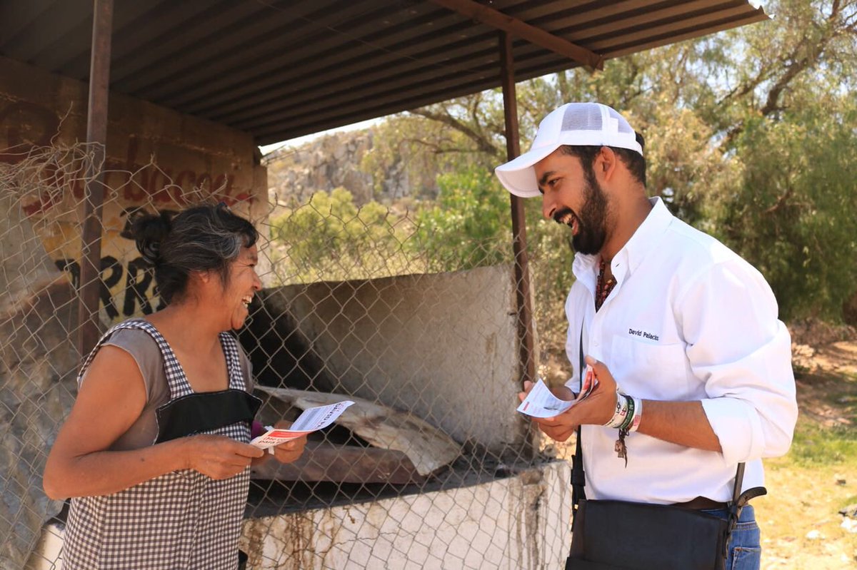 SDavidPalaciosM's tweet photo. Recorrimos Arroyo de Zituní en Cadereyta.
Tuvimos la oportunidad de compartir nuestros compromisos con el 
#☝🏾Federal.
#TrabajoParaTi https://t.co/y8uSrhTXaX
