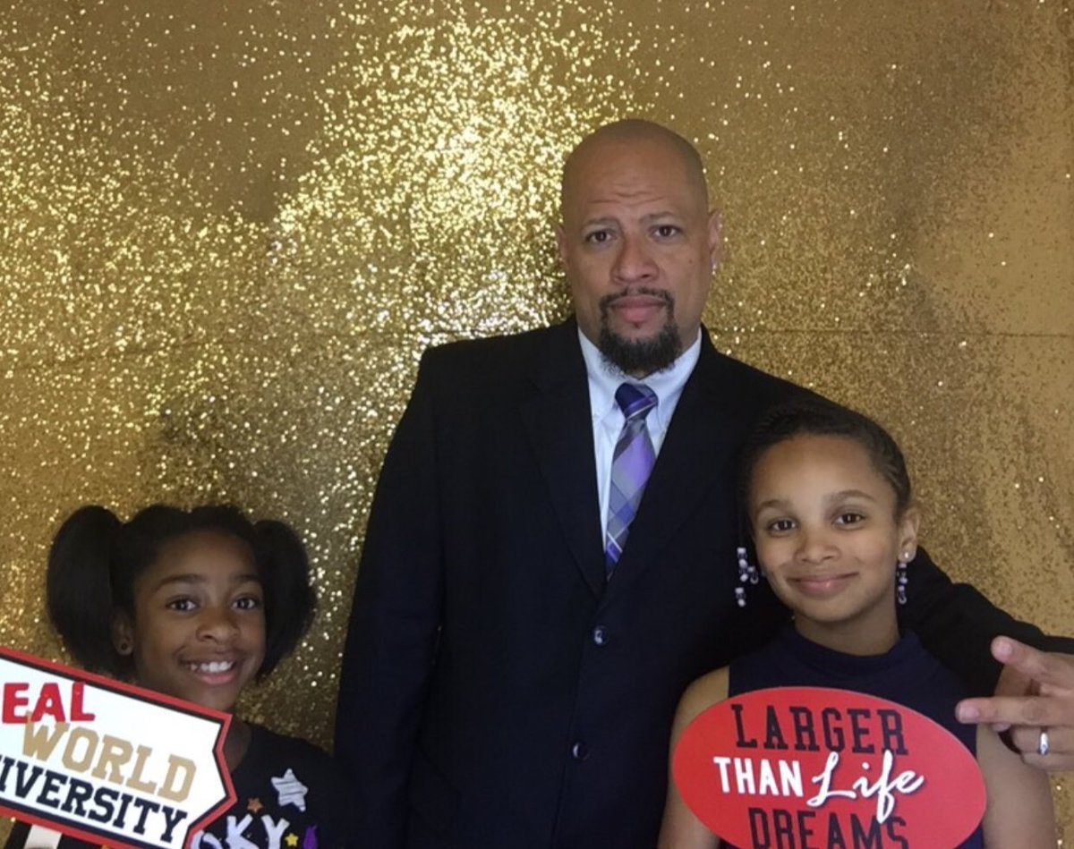 brainywizards's tweet photo. Larger than life dreams...Real World University #5thGradeWeek #FormalDance @CampbellES_FCS #LoveMyJob @fultonslc @FCSVanguard #BrainyWizards #MIEExpert https://t.co/RM4IuLmLhQ