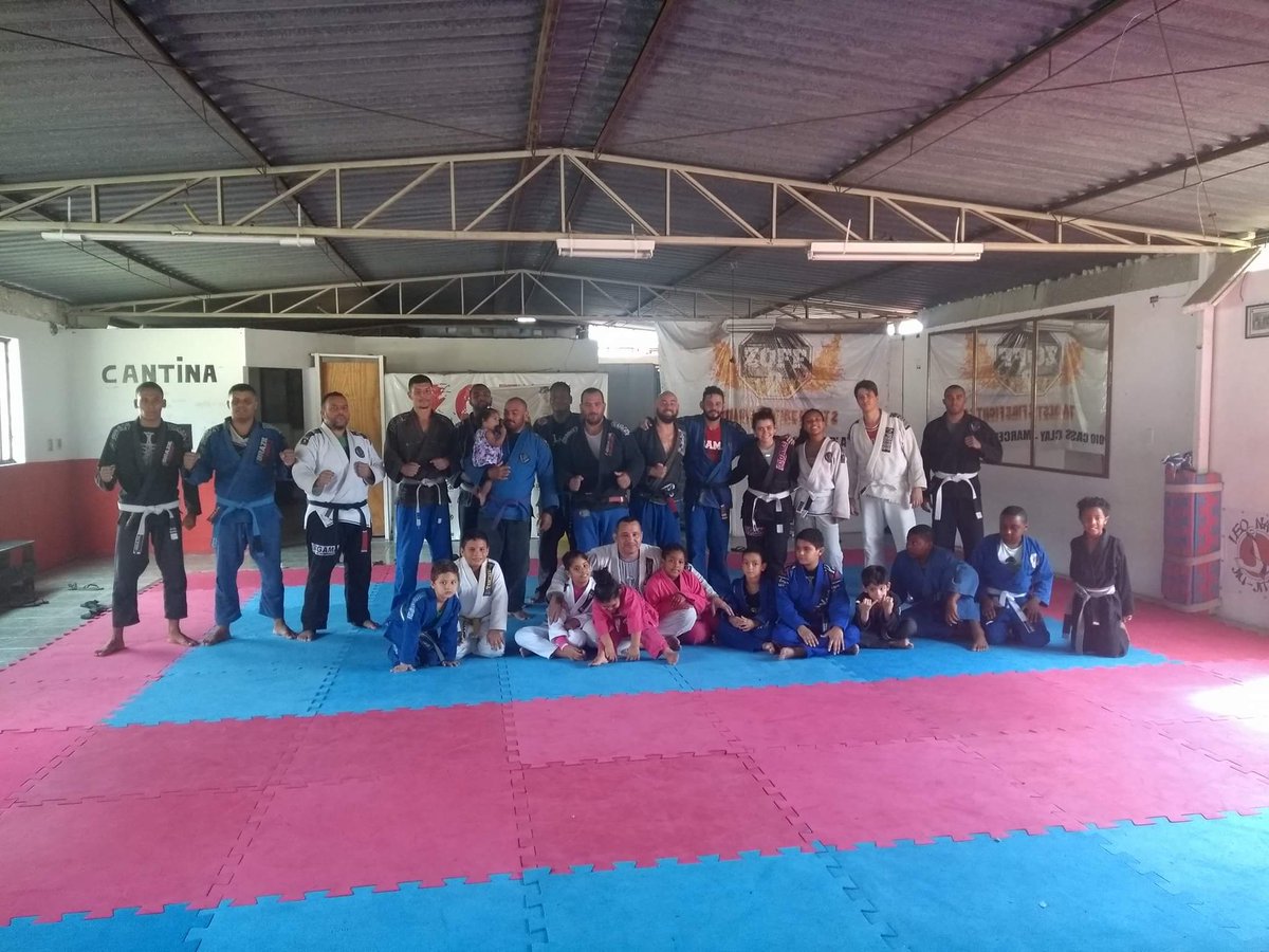 Bhrayansantos7's tweet photo. E mesmo com todas as dores e dificuldades, eu já decreto aqui. Nada vai me fazer desistir!!!
#Deus no controle ☝
#war #missão #Muaythai
#submission #MMA #Fight #Objectiv https://t.co/j330eUU4wj