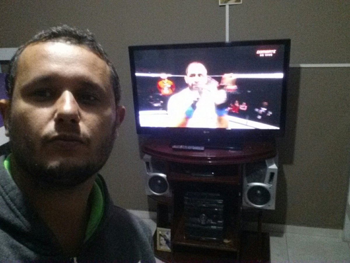 albertidani3's tweet photo. #UFCNoCombate https://t.co/PX1NXSmYt5
