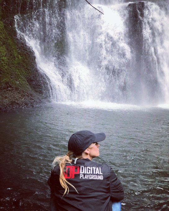 Adventures in Oregon https://t.co/yFd5EPKHpg<a href="/tag/directorlife"class="tags"><span>#directorlife</span></a>