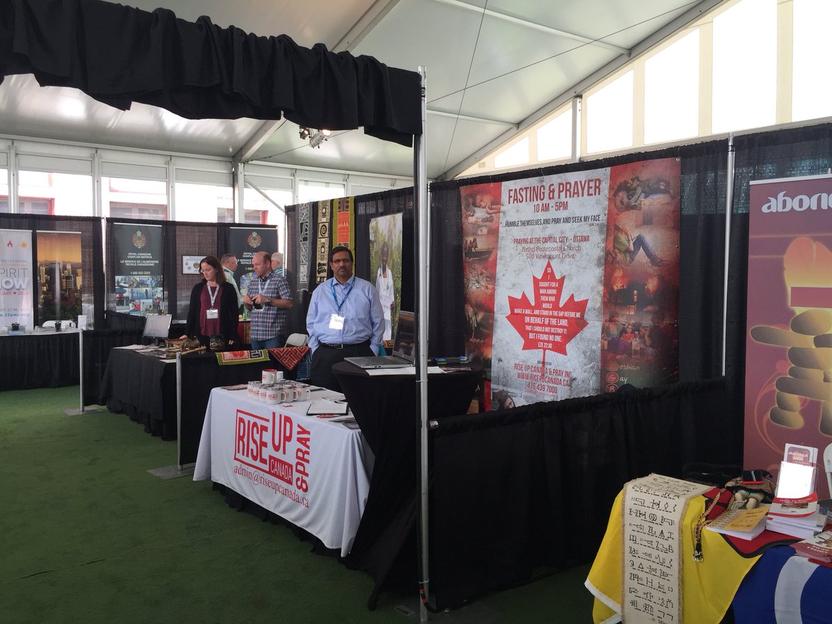 riseupcan's tweet photo. Rise Up Canada booth at PAOC National Conference in Victoria https://t.co/rLIPi4aFW6