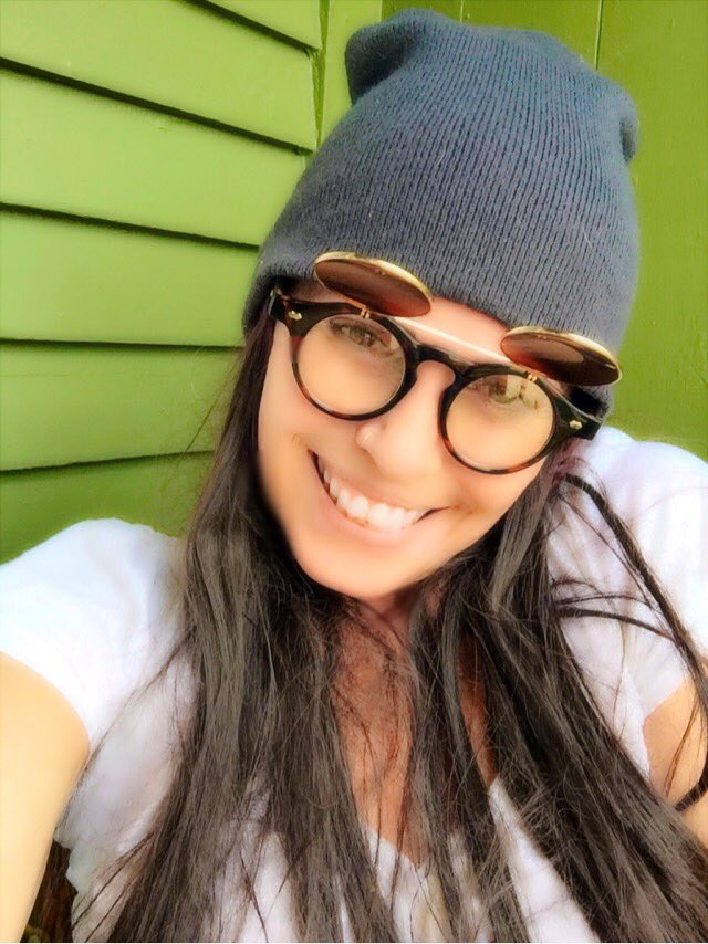 lisacrapella's tweet photo. Peace loves .. life’s fabulous https://t.co/LEHRgDr2Vg