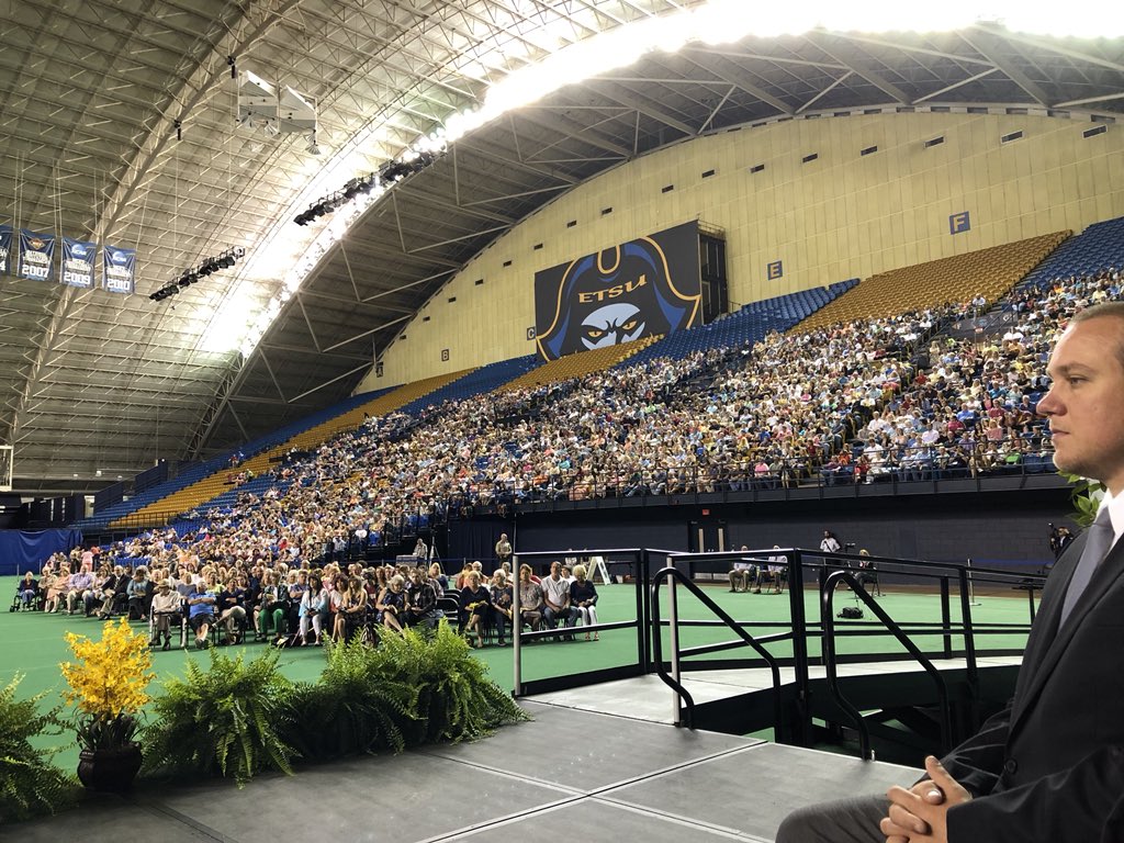 Kimberhalliburt's tweet photo. Congrats to our 2018 @boone_principal Graduates & @CrockettMedia Graduates. Go forth & continue to make us all in @WCDE_TN outstandingly proud! #SetANewBar https://t.co/BMJqP31rC5