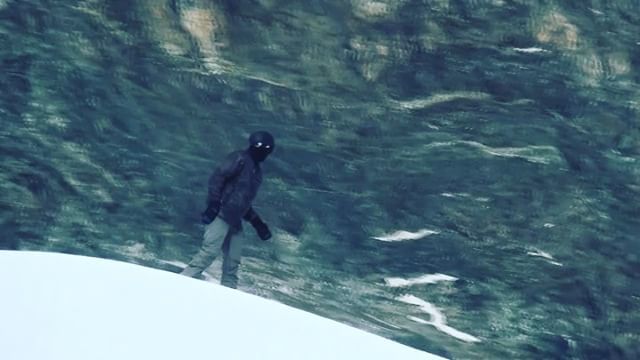 I have broken many boards, bindings, and even ribs while trying this trick over and over. But after 2 years I have finally ticked it off my trick goals list! Thanks to <a href="/benjaminwisner/">Benjamin Wisner</a> for coaching me through this trick and never letting me give up on it!… ift.tt/2x27fBw