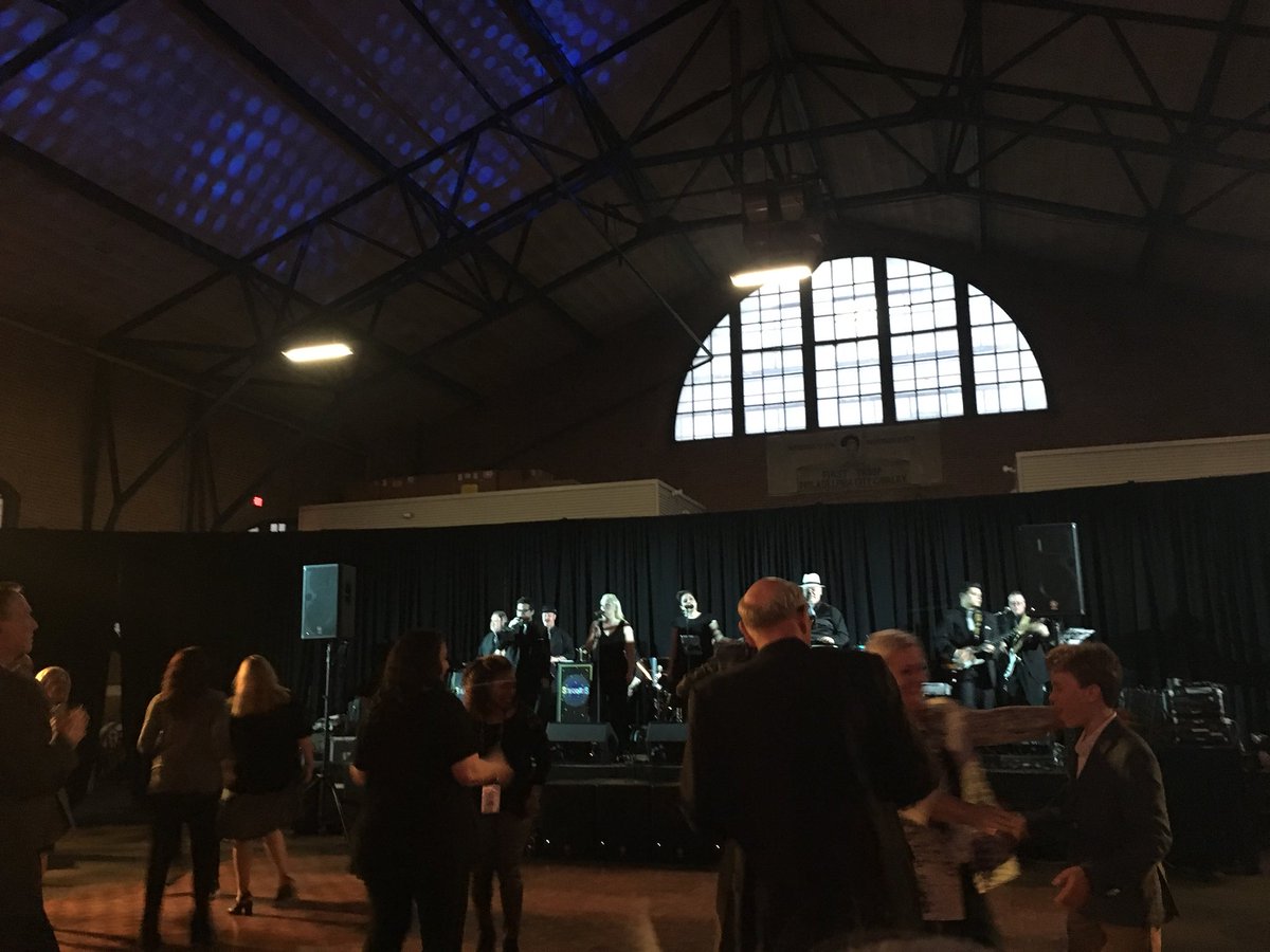 Joshing's tweet photo. Anytime I'm considered a young almuni, I'm in. Celebrating @DrexelUniv homecoming at the 23rd Street Armory tonight! #DrexelAW18 #ClassOf2013 https://t.co/Y9hPJ9FeOV