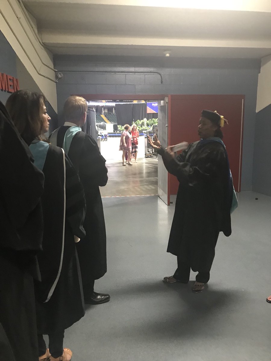 DrEwilhelm's tweet photo. Graduation 2018 #pwhat https://t.co/TG0sltzsGS
