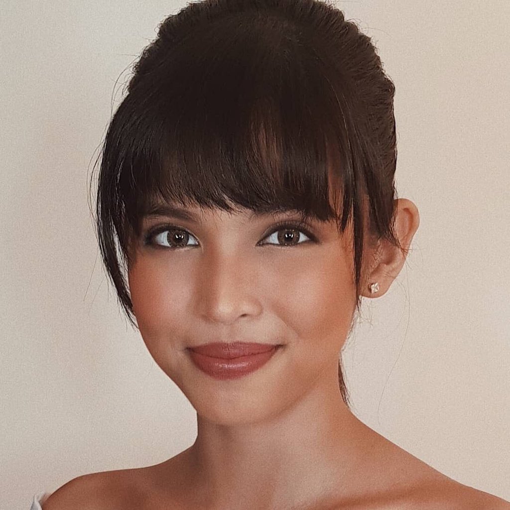 iambmc's tweet photo. My #TeenChoice nominee for #ChoiceChangeMaker is @mainedcm

Not only for her Humans of Barangay but also her stand on depression, same sex marriage and ancestral land of the lumads.

She change the lives of many people, become an inspiration and continue to inspire people.

CTTO https://t.co/tMbQJcvtXf