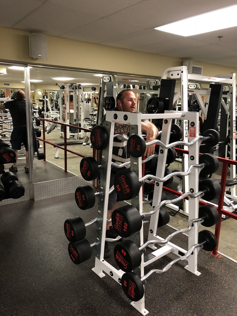 jayemgrenier's tweet photo. @Herri2012 in his natural habitat #lookatthearceoner @Kingger85 @fleschy https://t.co/LO76Gx1zYL