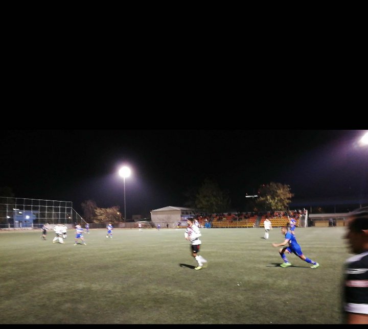 GreigTomas's tweet photo. Finaliza 1er Tiempo
Los muchachos empatan a 1 
Vamos que se puede Inmigrante🔴⚪🔴⚪ https://t.co/DRX6bW8nEm