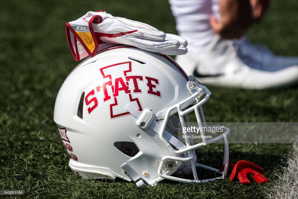 KalenKing21_'s tweet photo. Blessed to receive my fist offer from Iowa State University!! 🌪🌪🌪#CyclONEnation #RaiseTheStandard https://t.co/9d1IsGrlPw