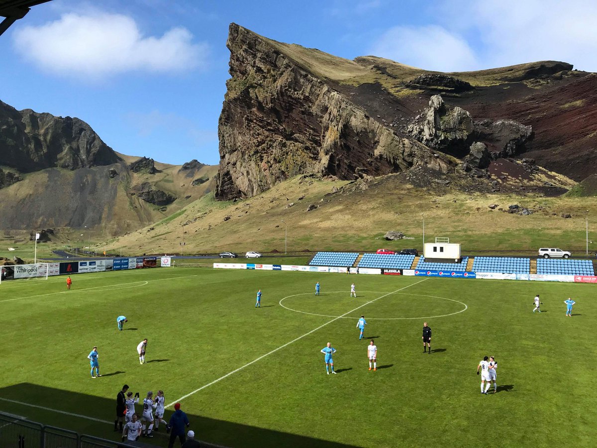kraut22's tweet photo. Summer 2014 - sharing the @HighlandersFC kit with @1_Mia_1 ...Today - playing pro against each other in Iceland 💯⚽ who would've thought! https://t.co/5pzrXTr71r