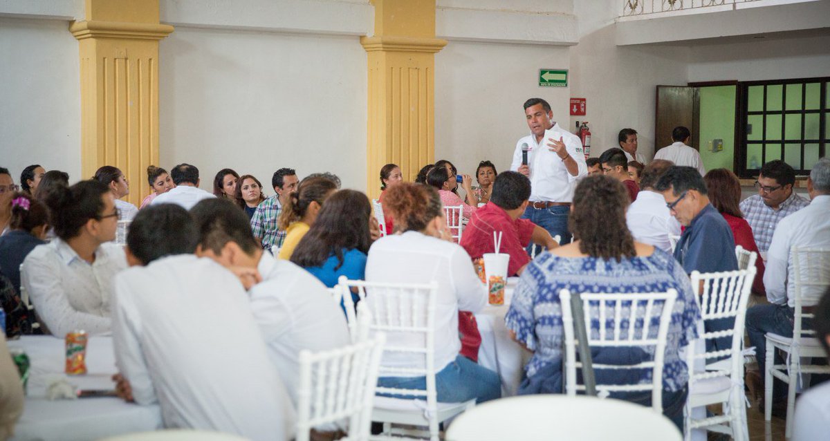 ChrisCastroB's tweet photo. Tuvimos una gran reunión con el Colegio de Psicólogos, escuchamos las necesidades que tienen en cuestiones laborales y trabajaremos juntos para dar soluciones viables.

Mantedré siempre la cercanía con la gente de todos los sectores. https://t.co/WD0PgLp71w