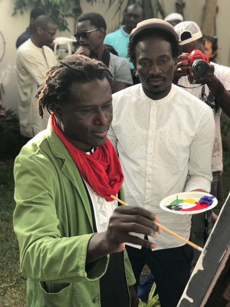 missmaimouna's tweet photo. L'univers du grand Umàr Sall dans plurivers. @DemeAisha #DakArt2018 #LesOFF https://t.co/UlGDnKAAIv