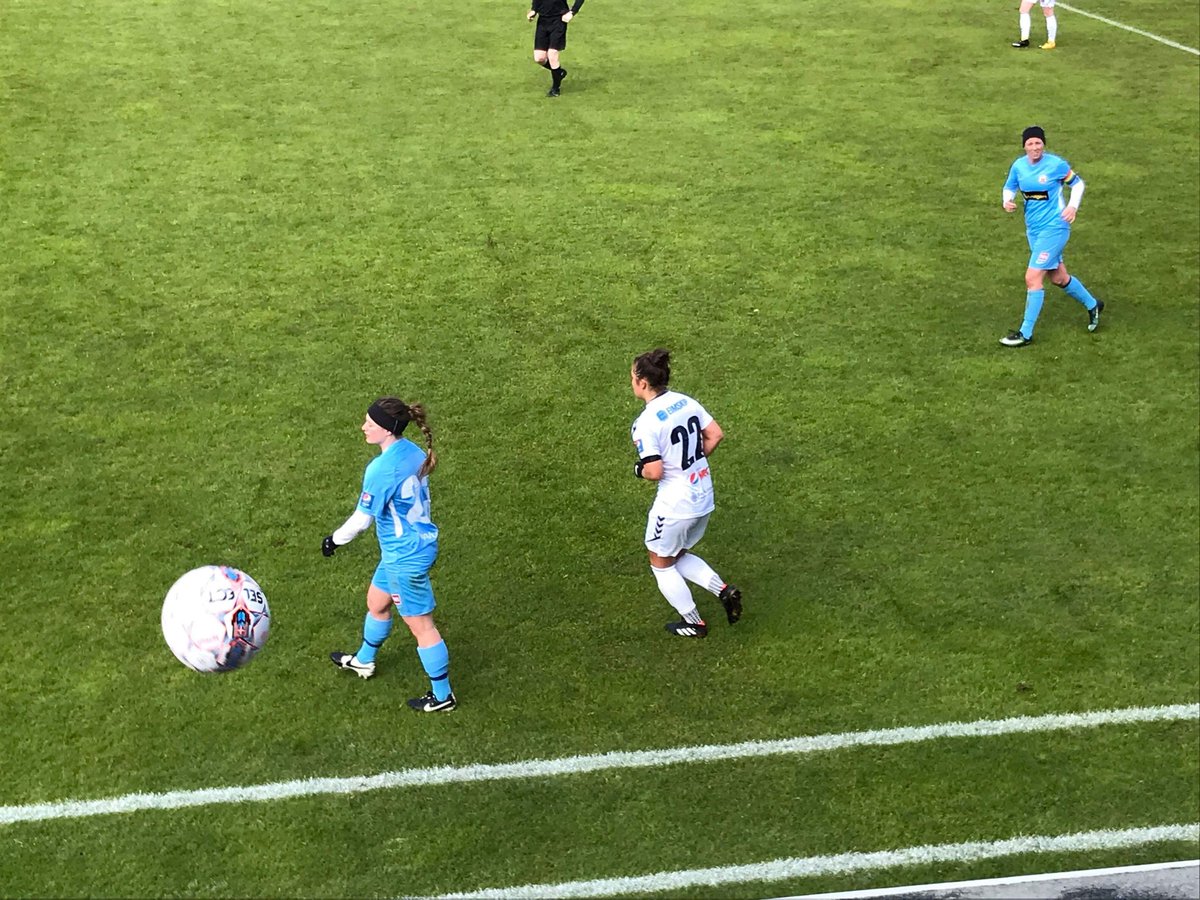 kraut22's tweet photo. Summer 2014 - sharing the @HighlandersFC kit with @1_Mia_1 ...Today - playing pro against each other in Iceland 💯⚽ who would've thought! https://t.co/5pzrXTr71r