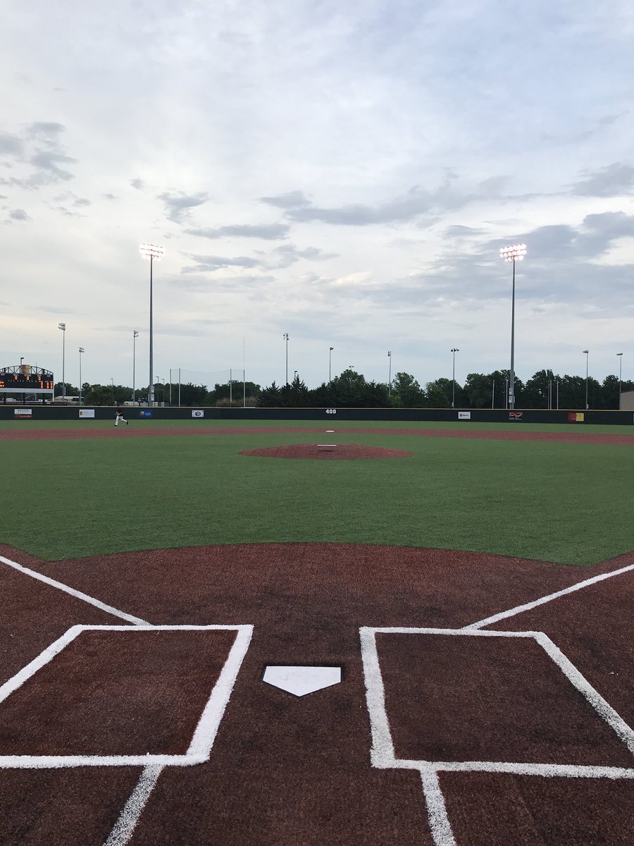 SDSUClubBall's tweet image. Aztecs take on @VulcanBaseball at 8pm. New field, same team #rolltecs