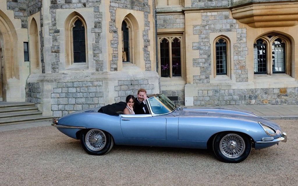 louiscruz's tweet photo. I like them already, they share the same taste in automobiles and art as myself! #RoyalWedding #RoyalWedding2018 #RoyalFamily #JaguarXKE #MeghanMarkle #PrinceHarry https://t.co/qsDstnAGLL