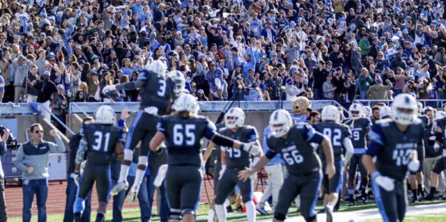 devinhaskins_3's tweet photo. #AGTG Blessed to receive my 3rd D1 offer from the prestigious Columbia University🌀🦁 https://t.co/9cAXUdK41e