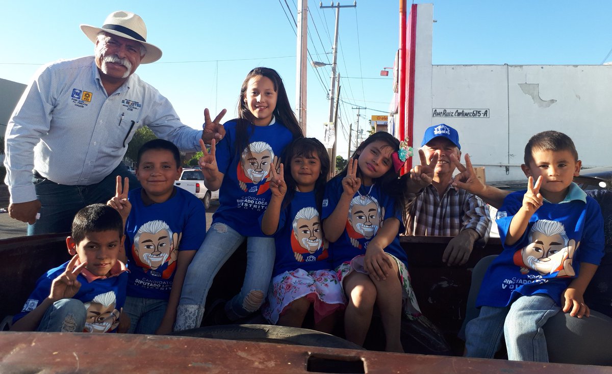 Son los niños quiénes nos inspiran a seguir TRABAJANDO por:
+ áreas de recreación
+ rehabilitación de parques
+ educación 
+ escuelas

#MenosRolloMásAcción #VDistrito #Nogales #Bigotes2018 #PorSonoraAlFrente