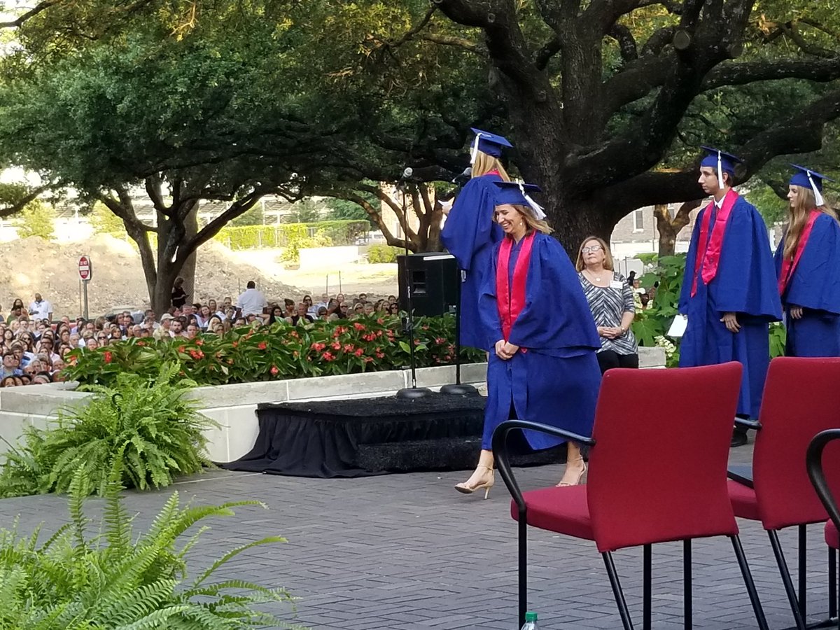 MoMacRC's tweet photo. Some MoMac alums receiving their diplomas #wearemomac https://t.co/BygC6k2Gwi