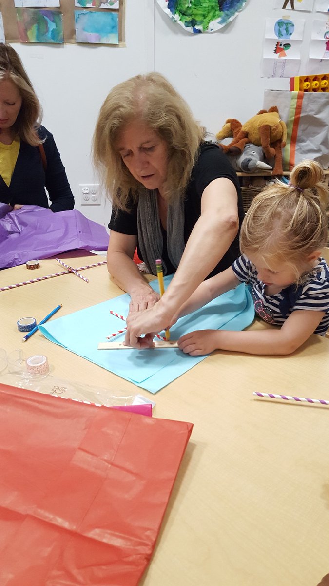 experentiadocet's tweet image. It was KiteFest at our STEM PreK yesterday! What fun! #STEMPreK #stemkidsnyc