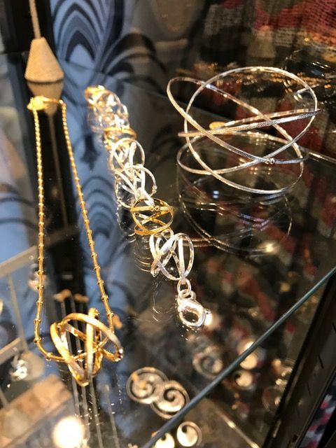 Jewel_Designer's tweet photo. May=Knots & Spirals! 289 Divisadero at Page SF • Local & Independent • M-F 12-7-Sa 11-7-Su 12-6 • The Hoop Show continues thru May • The June Show will blow your mind! Opening Friday June 1st 5-8pm, Save the Date!
.
.
.
#sf #stylesection #jewelrysf #sfjewelry #ifonlysf https://t.co/pM8M4pCKRM