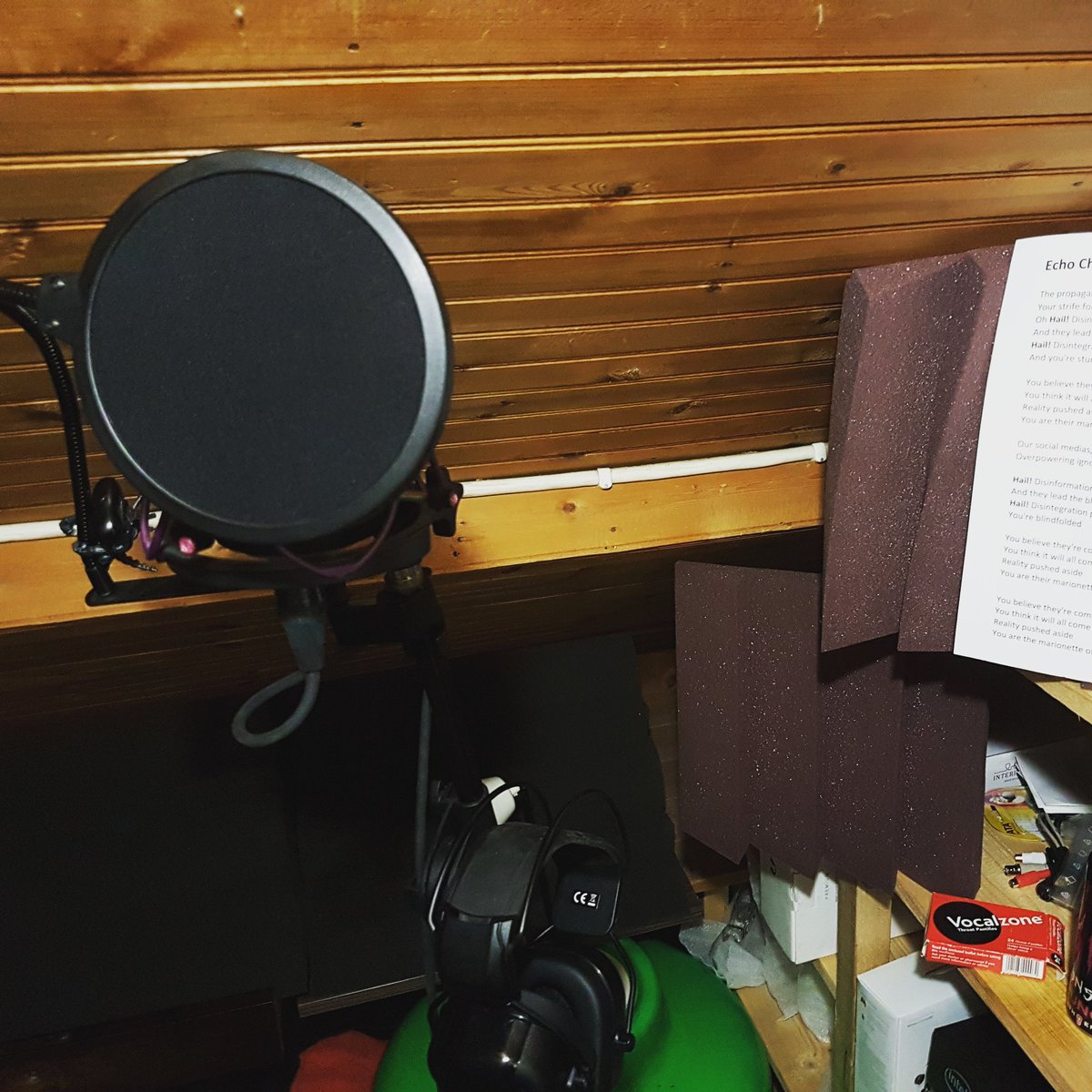 PeterDespite's tweet photo. All the vocals are done! Can't wait to hear the mixed and mastered version of this beast!

New @DespiteOfficial music coming your way soon!

🤘🤘🤘🤘🤘🤘🤘🤘🤘🤘 

#despiteofficial
#metal https://t.co/68F133cVVY