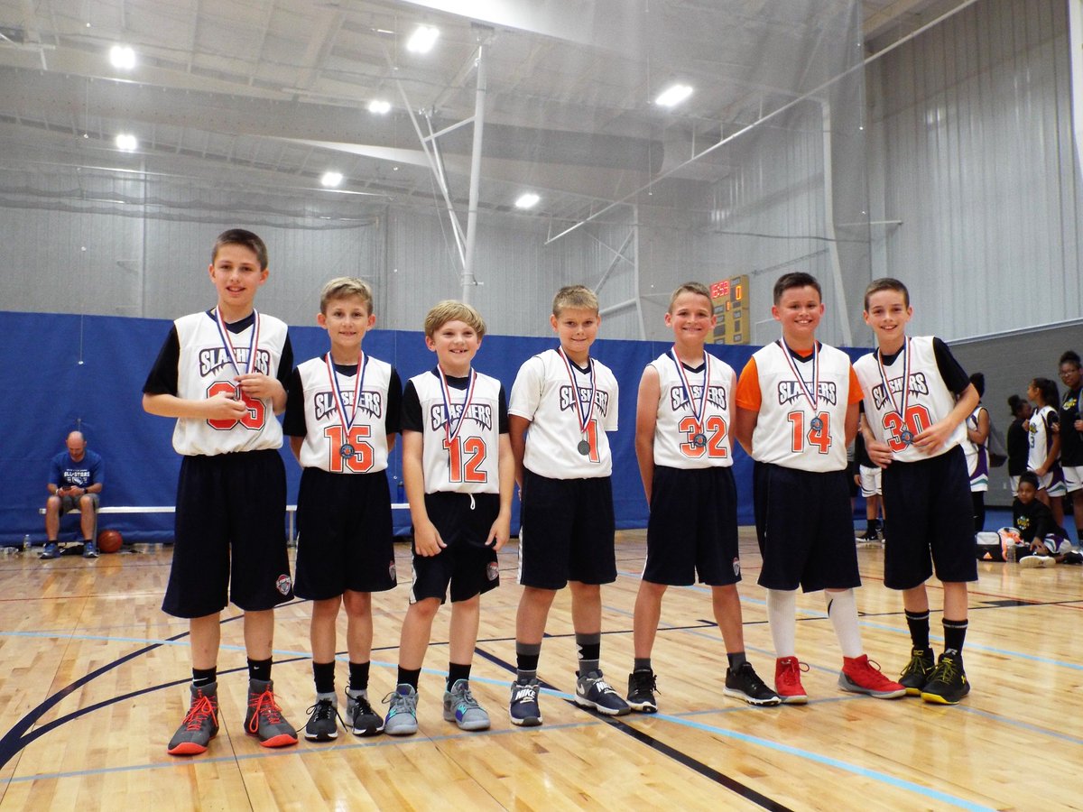 4th Grade Runner up warren county slashers #hilltopperhoopsfestival