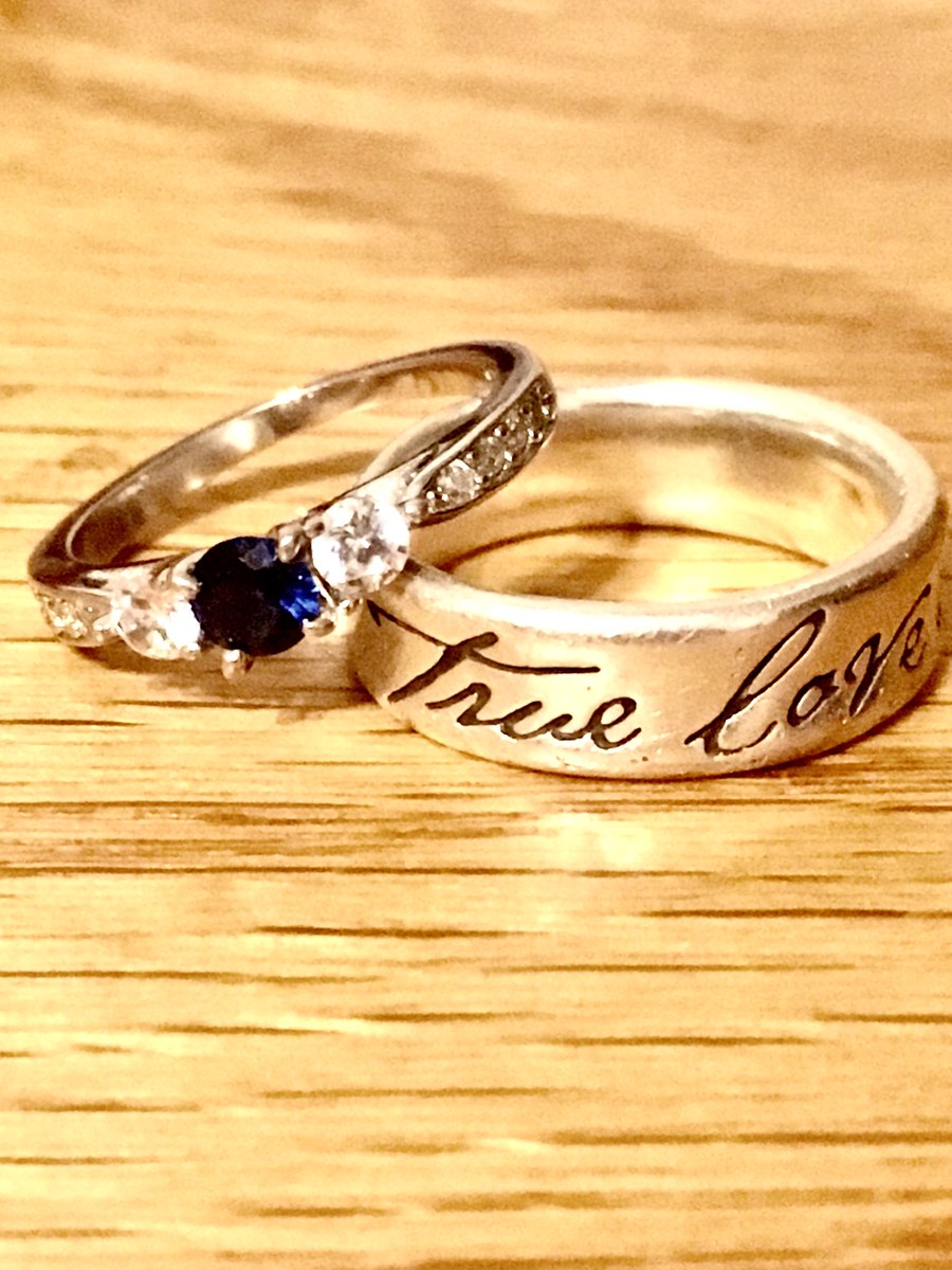 PoshStorybook's tweet photo. Its the little things that count... like a ring. Here is a poem for that-  https://t.co/mAYYnrMYw0  #poetry #bling #Ring https://t.co/OIcBhBaW01