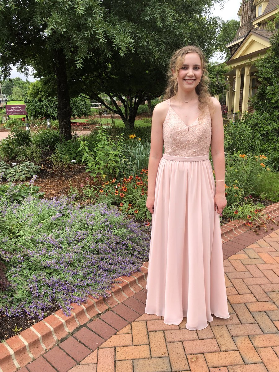 twofrompsu's tweet photo. Enjoy your prom - you look beautiful. https://t.co/qEgTMRaFIC