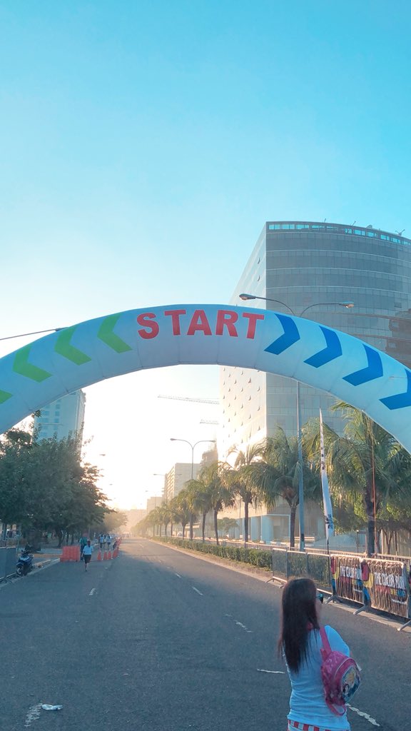 rmrbcni's tweet image. #colorrun2018