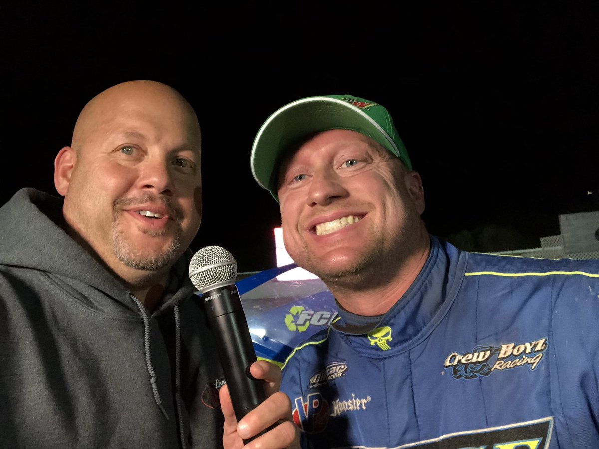 NYVoice13's tweet photo. @M1Marcuccilli wins the Sportsman feature @LandofLegendsNY Victory Lane Selfie https://t.co/z71HKNZzhY