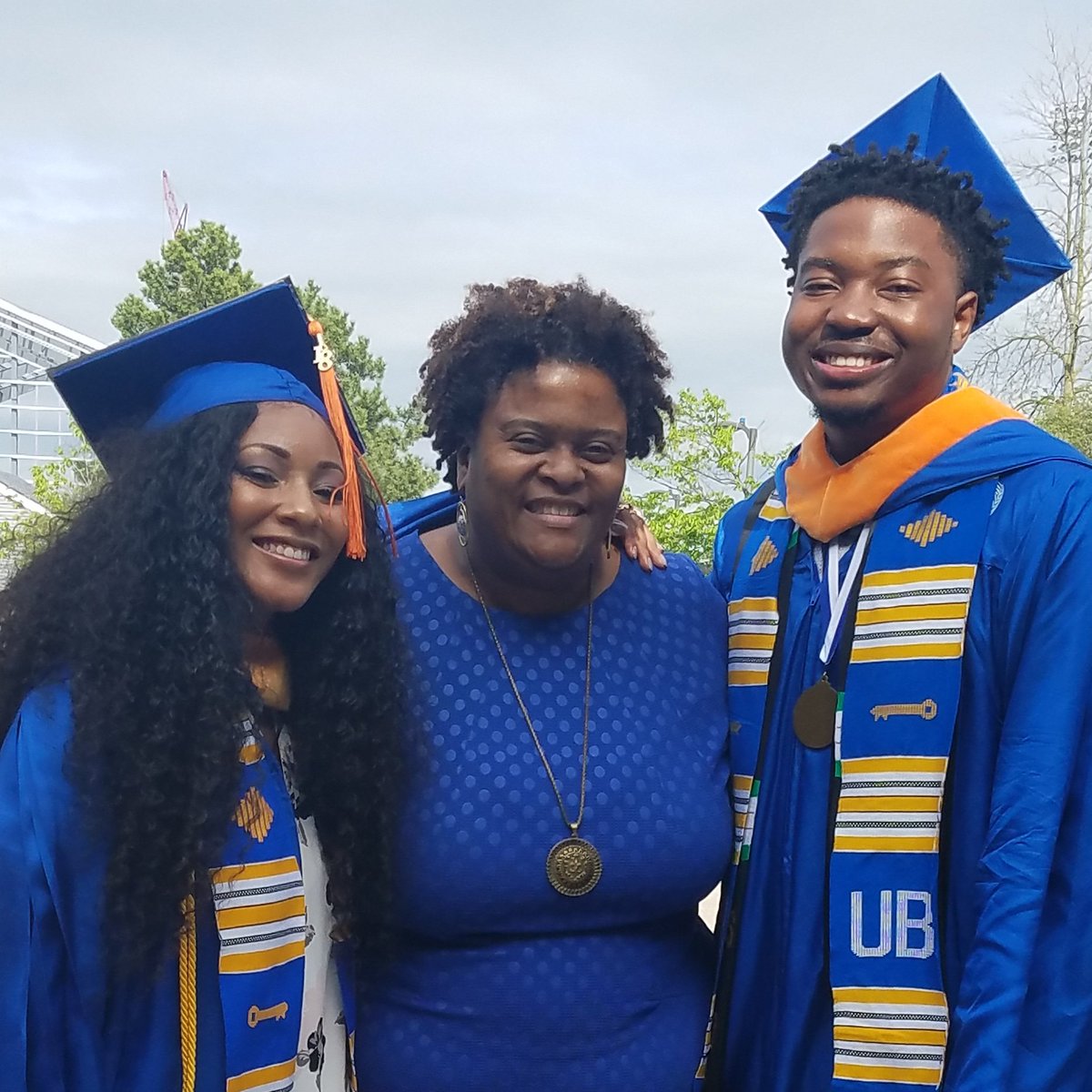 UBLSAMP's tweet photo. Dr. T was all smiles as she took pics with #LSAMP Graduates Starla and Clinton... UBSTEM salutes all of our graduates, we wish you nothing but success! #HornsUp π€πΎ #UBuffalo #ILookLikeanEngineer #BME #CSE #UBEngineering #Commencement2018 https://t.co/OwOLkzWK1r